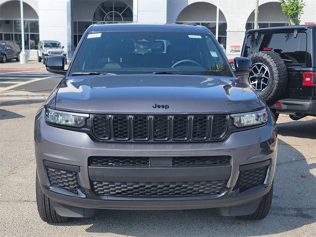 new 2025 Jeep Grand Cherokee L car, priced at $42,271