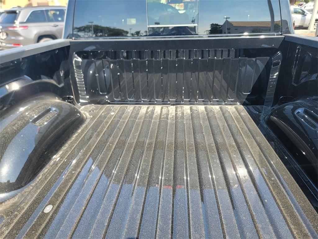 new 2025 Ram 1500 car, priced at $42,960