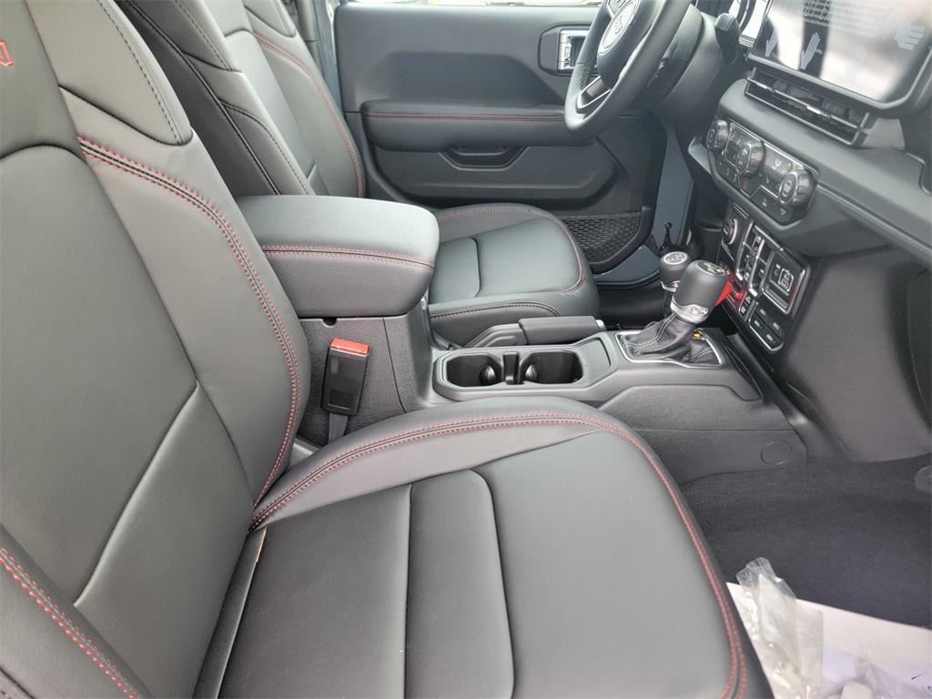 new 2026 Jeep Wrangler car, priced at $55,880