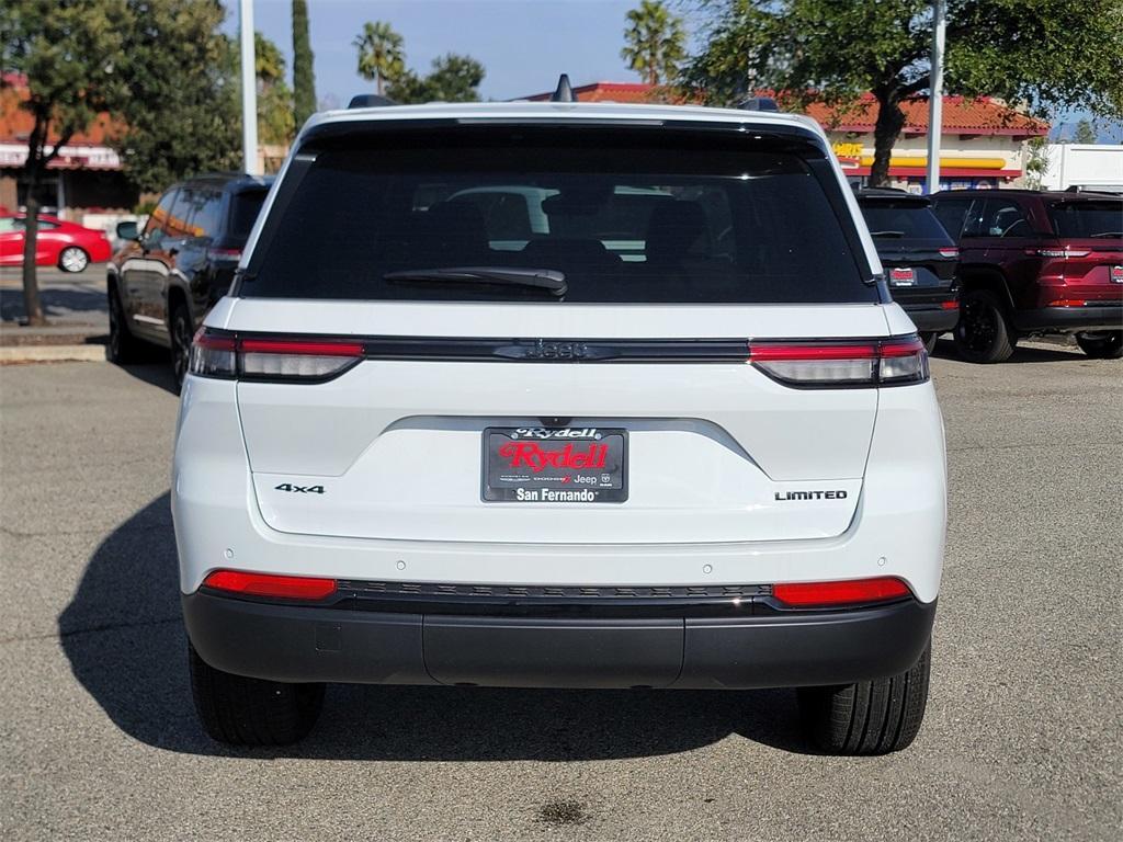 new 2025 Jeep Grand Cherokee car, priced at $46,740