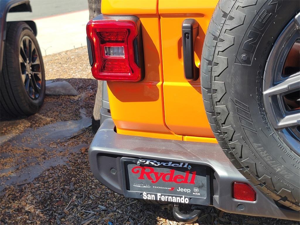 new 2025 Jeep Wrangler car, priced at $47,615