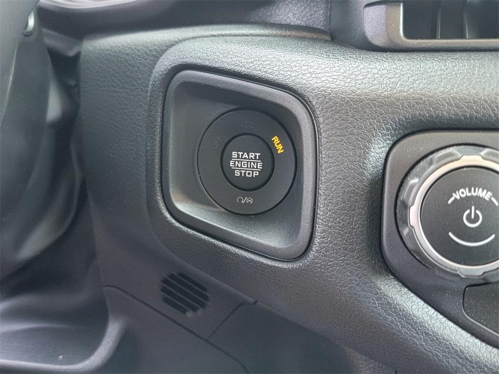new 2025 Jeep Wrangler car, priced at $41,906