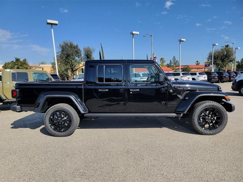 new 2025 Jeep Gladiator car, priced at $40,885