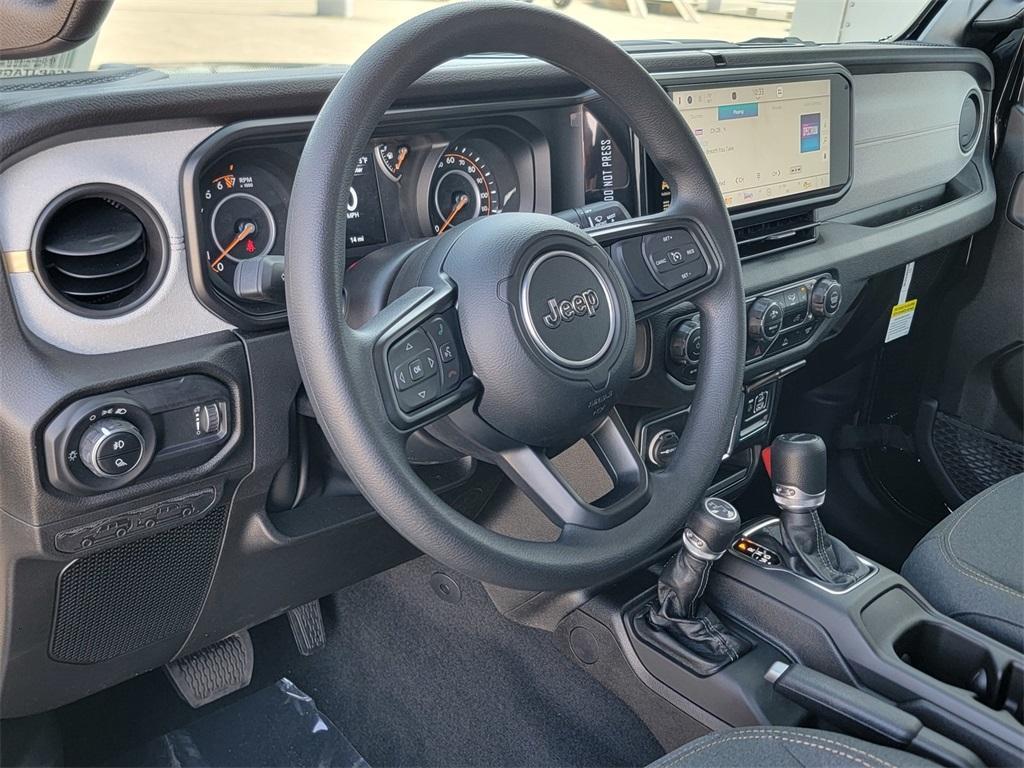 new 2025 Jeep Gladiator car, priced at $40,885