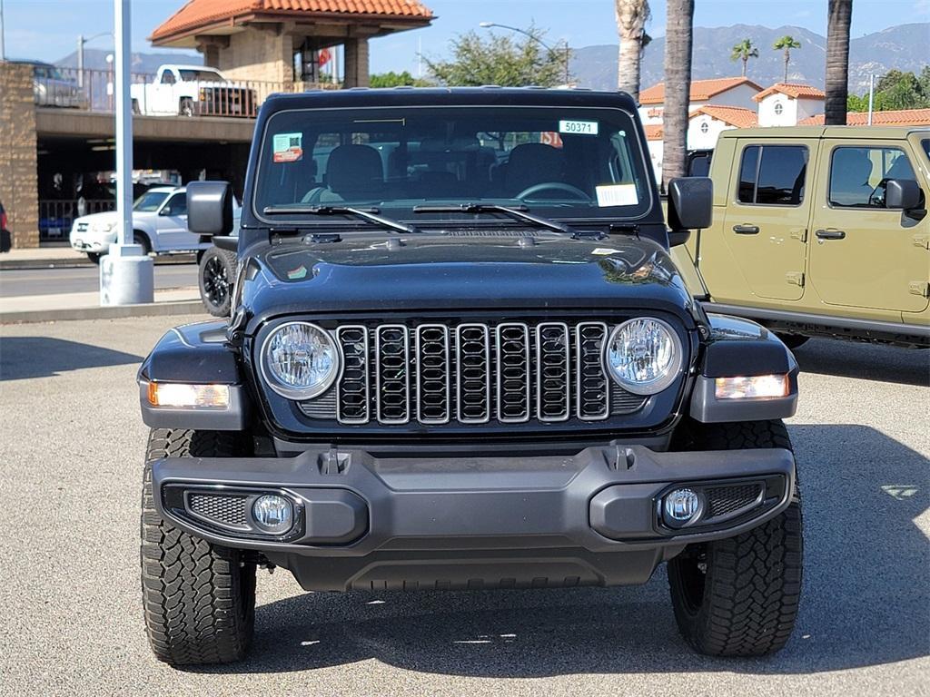 new 2025 Jeep Gladiator car, priced at $40,885