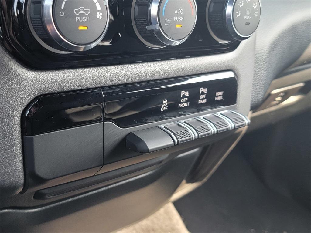 new 2025 Ram 1500 car, priced at $42,775