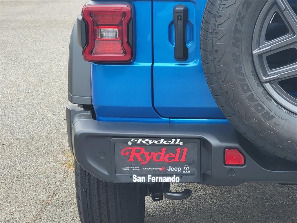 new 2025 Jeep Wrangler car, priced at $45,926