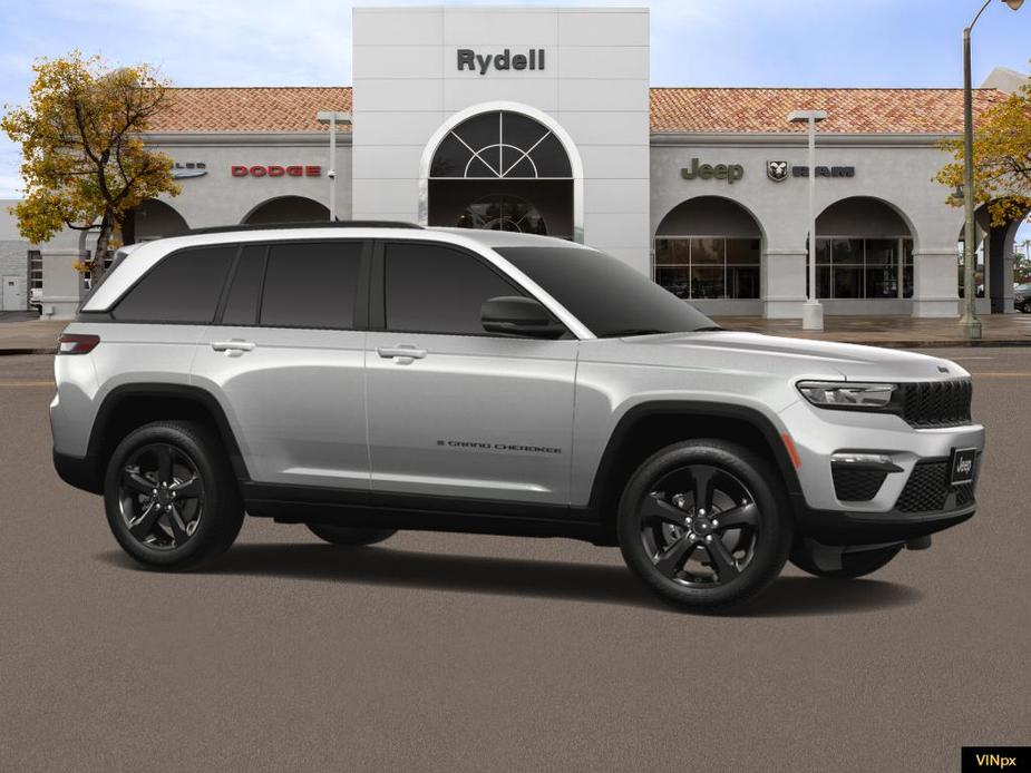 new 2025 Jeep Grand Cherokee car, priced at $47,035