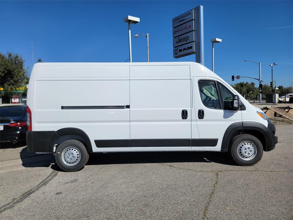 new 2025 Ram ProMaster 2500 car, priced at $49,090