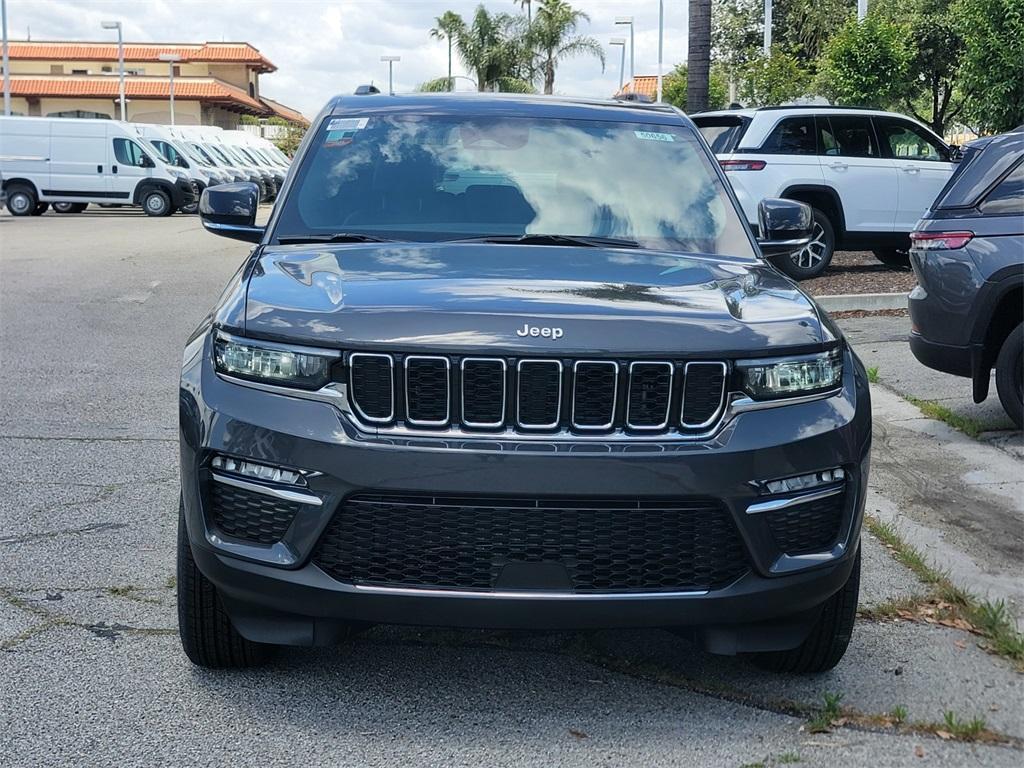 new 2025 Jeep Grand Cherokee car, priced at $45,278