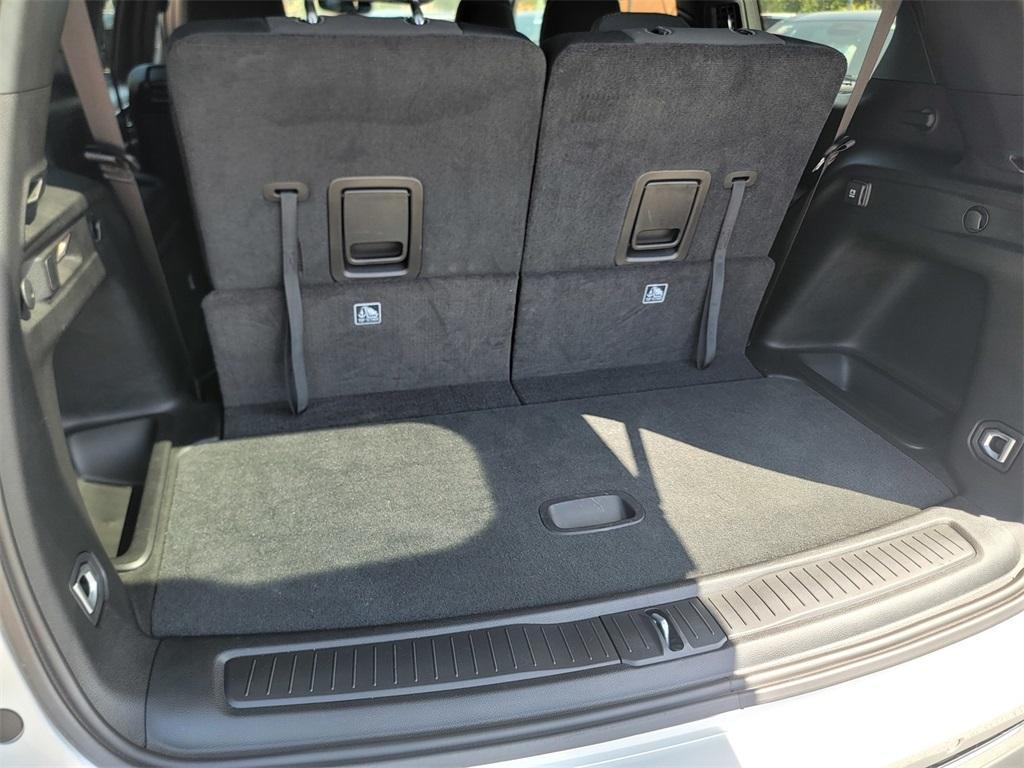 new 2024 Jeep Grand Cherokee L car