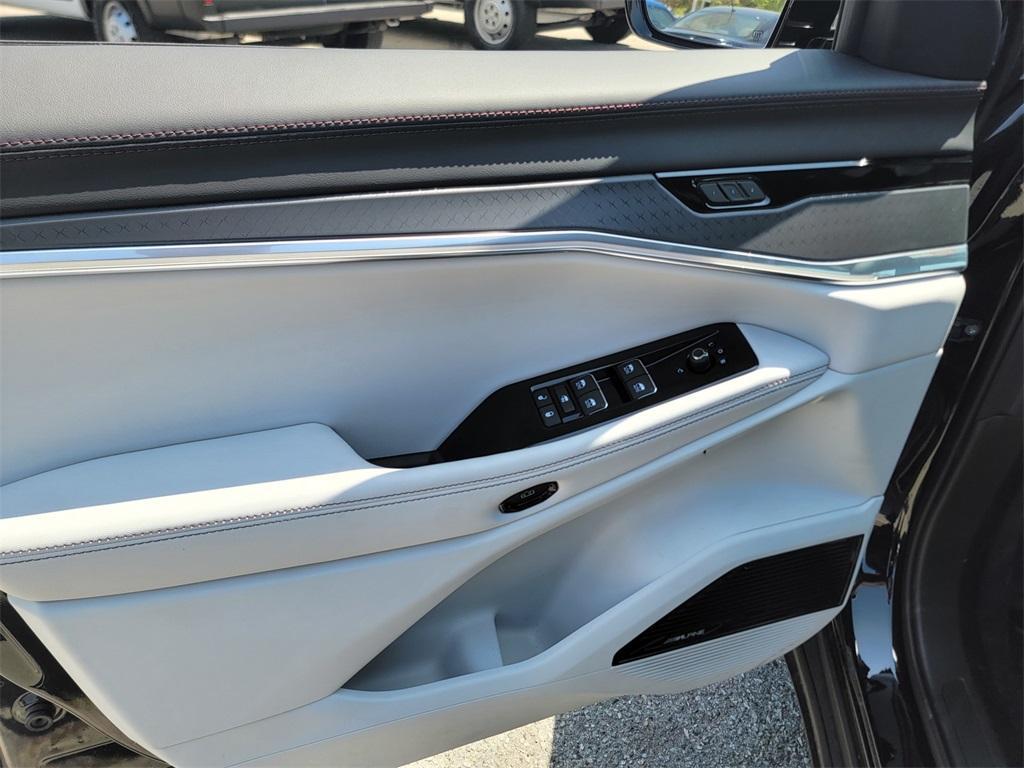 new 2025 Jeep Wagoneer S car, priced at $57,290