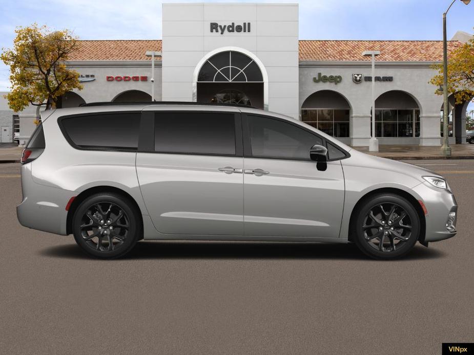 new 2024 Chrysler Pacifica car, priced at $43,330