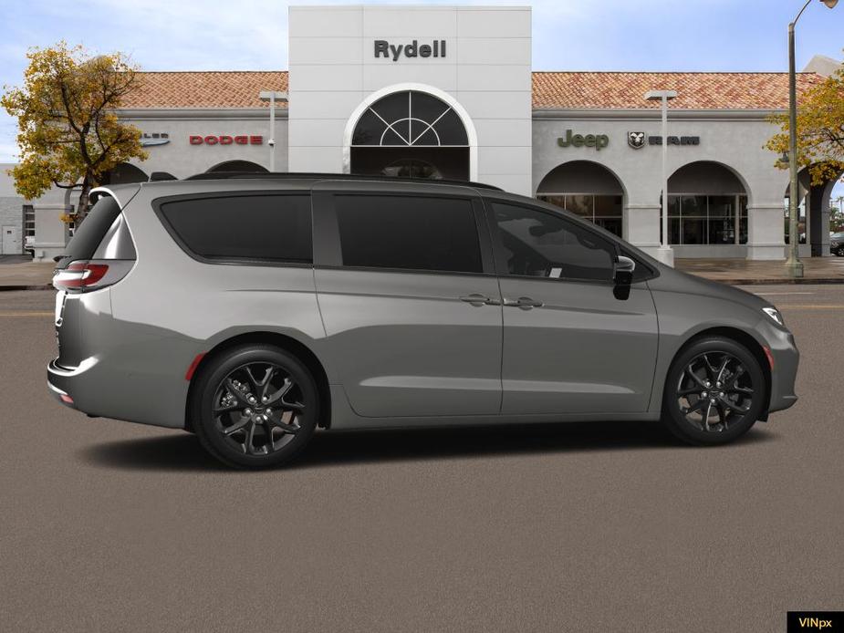 new 2024 Chrysler Pacifica car, priced at $43,330