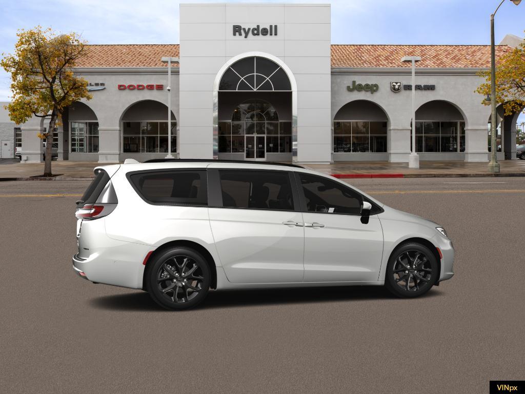 new 2023 Chrysler Pacifica car, priced at $50,185