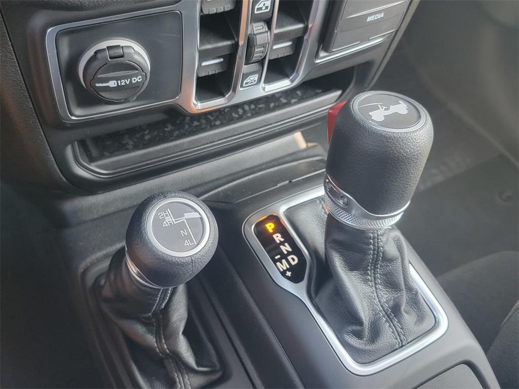 new 2025 Jeep Wrangler car, priced at $41,906