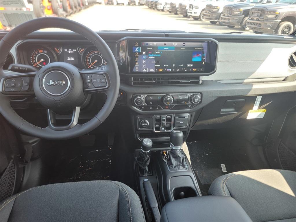 new 2025 Jeep Wrangler car, priced at $41,906
