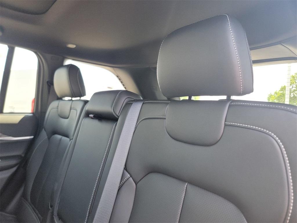 new 2025 Jeep Grand Cherokee car, priced at $46,279