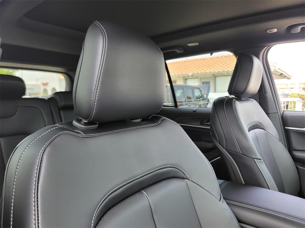 new 2025 Jeep Grand Cherokee 4xe car, priced at $61,775
