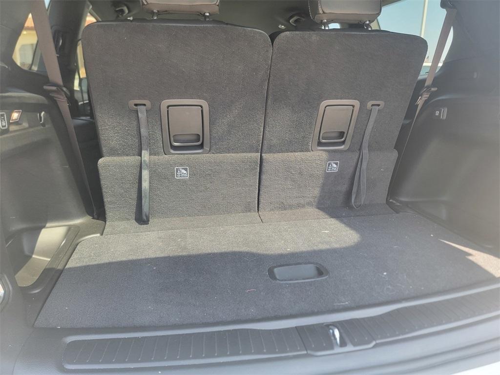 new 2025 Jeep Grand Cherokee L car, priced at $39,935