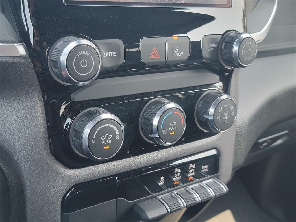 new 2025 Ram 1500 car, priced at $42,544
