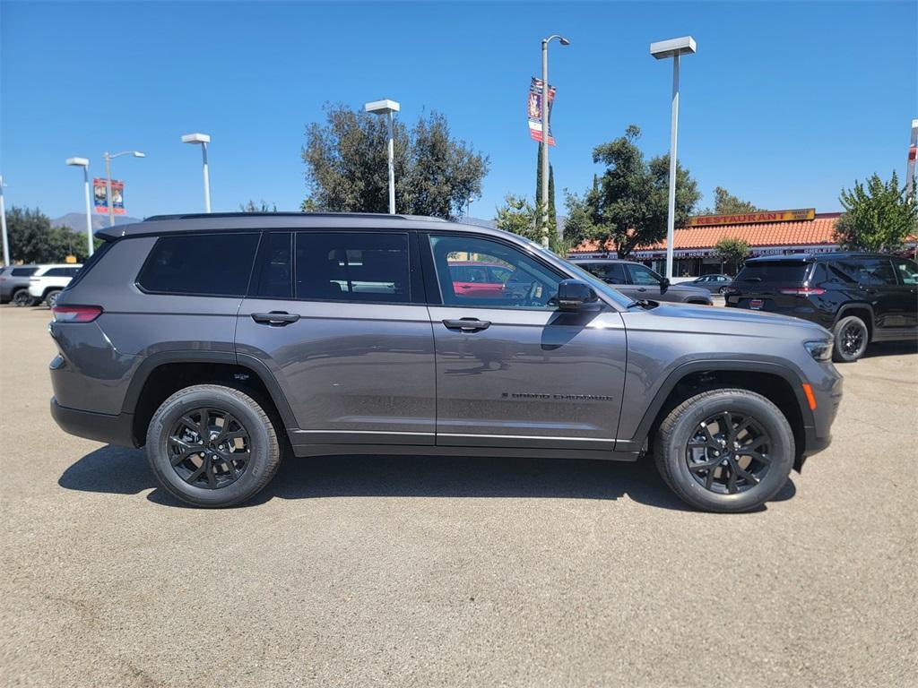 new 2025 Jeep Compass car, priced at $33,915