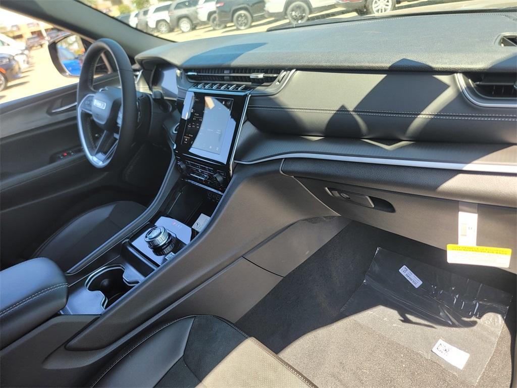 new 2025 Jeep Compass car, priced at $33,915
