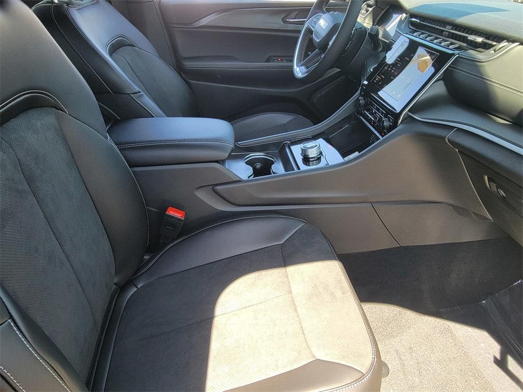 new 2025 Jeep Compass car, priced at $33,915