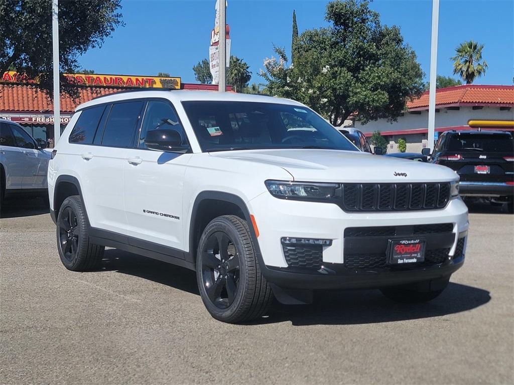 new 2025 Jeep Grand Cherokee L car, priced at $45,311