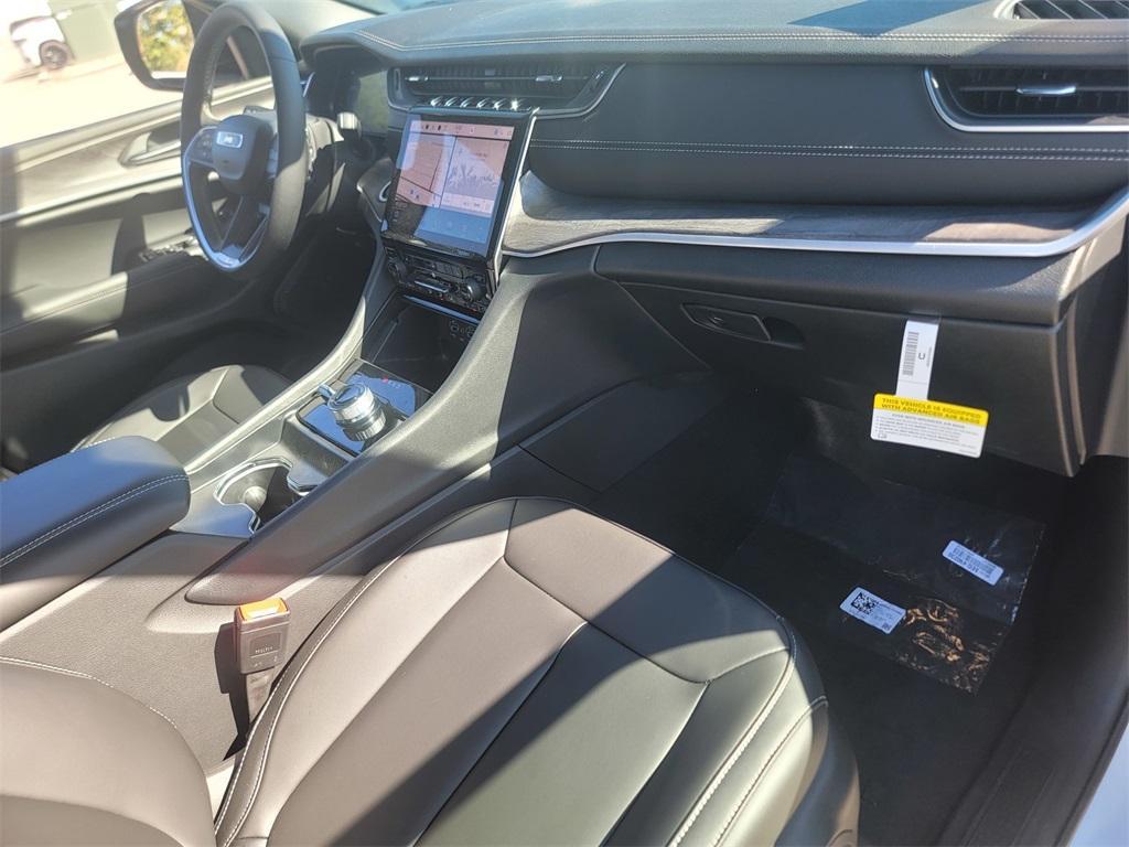 new 2025 Jeep Grand Cherokee L car, priced at $45,311
