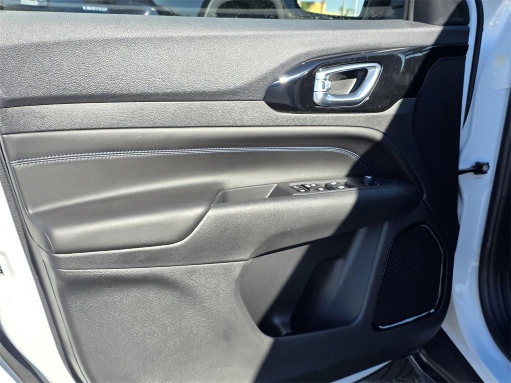 new 2026 Jeep Compass car, priced at $30,510