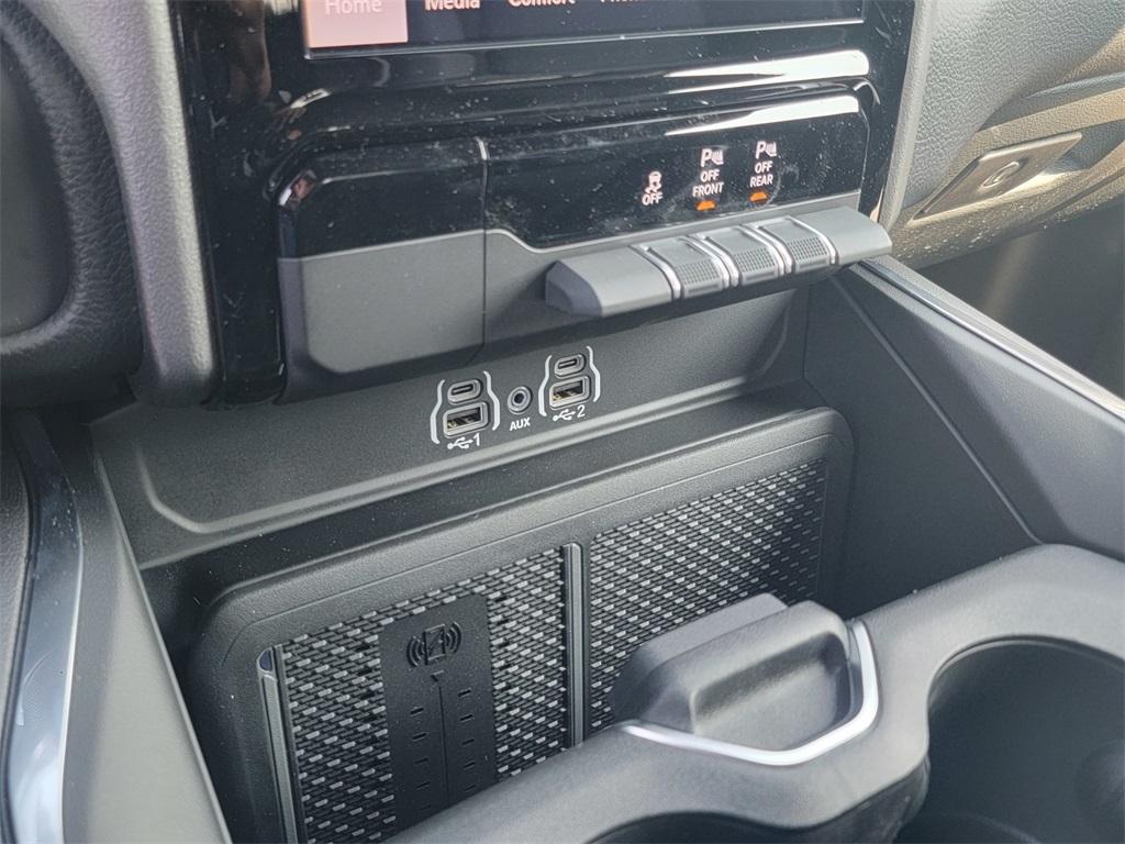 new 2025 Ram 1500 car, priced at $55,410