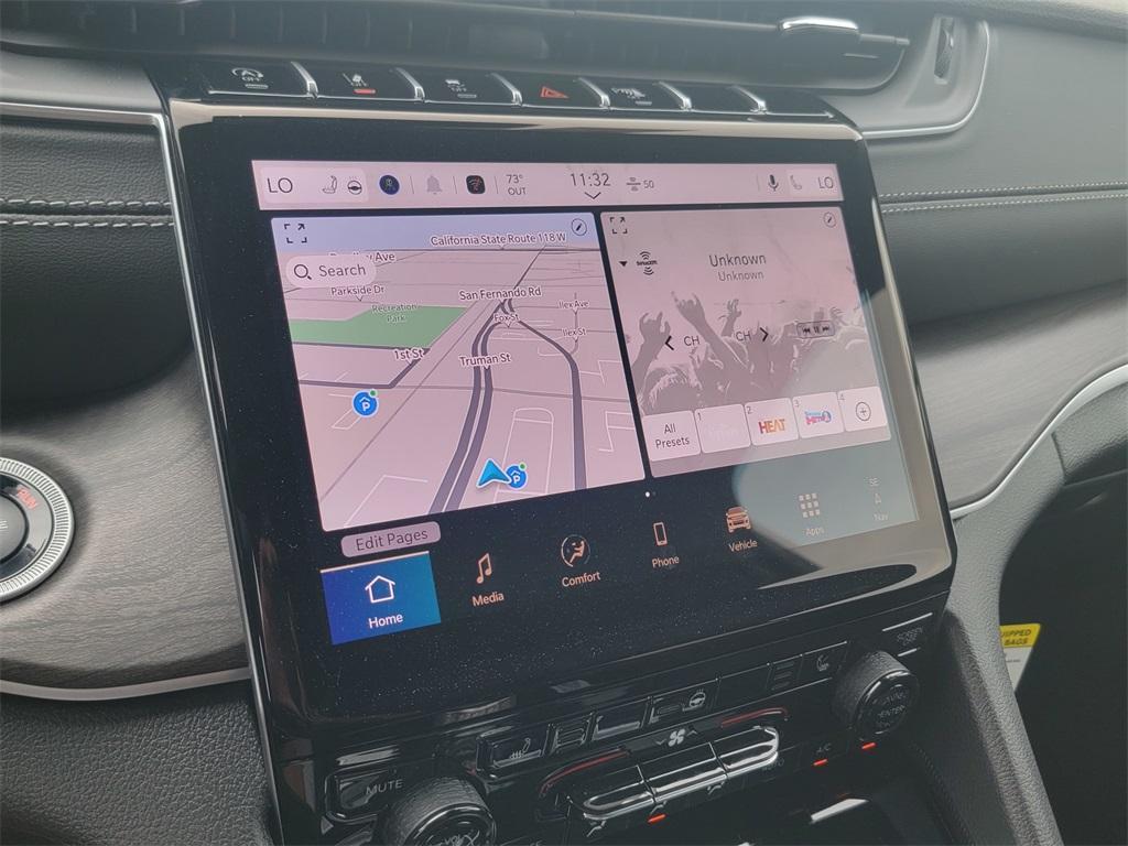 new 2025 Jeep Grand Cherokee car, priced at $40,700