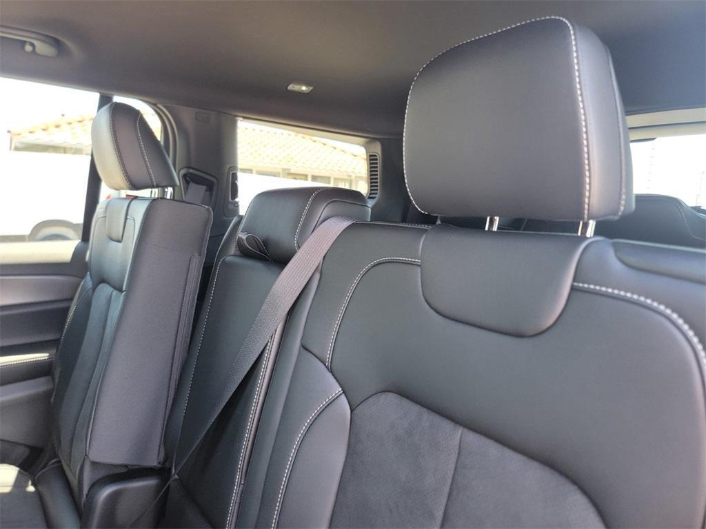 new 2025 Jeep Grand Cherokee L car, priced at $45,937