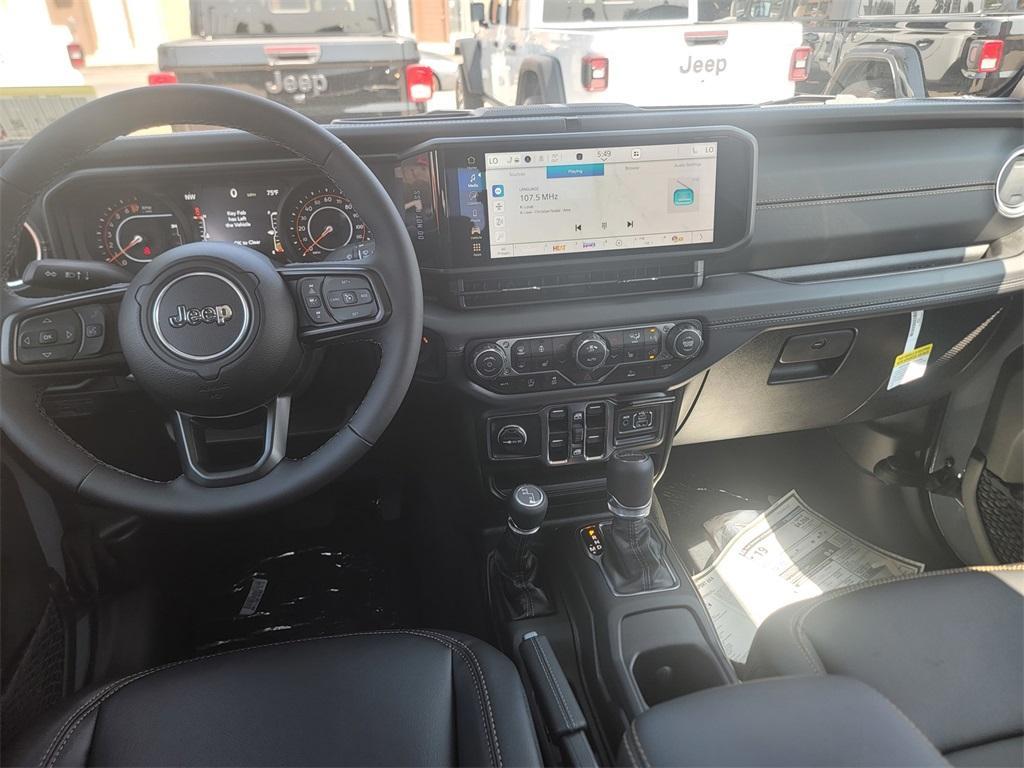 new 2025 Jeep Gladiator car, priced at $43,589