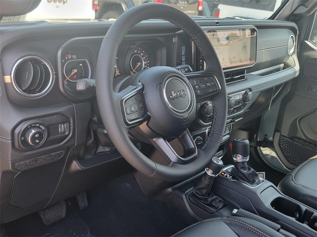 new 2025 Jeep Gladiator car, priced at $43,589