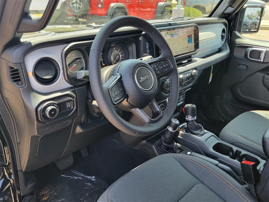 new 2025 Jeep Wrangler car, priced at $45,926