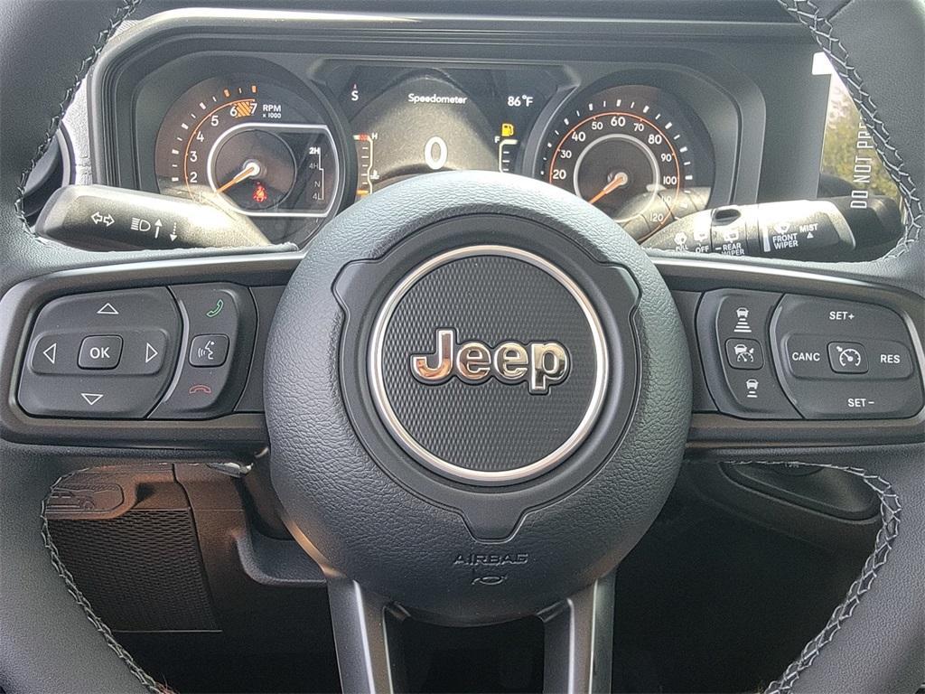 new 2025 Jeep Wrangler car, priced at $45,926