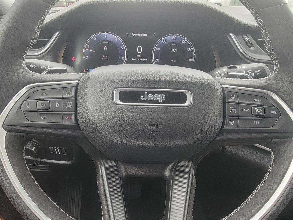 new 2025 Jeep Grand Cherokee car, priced at $42,433