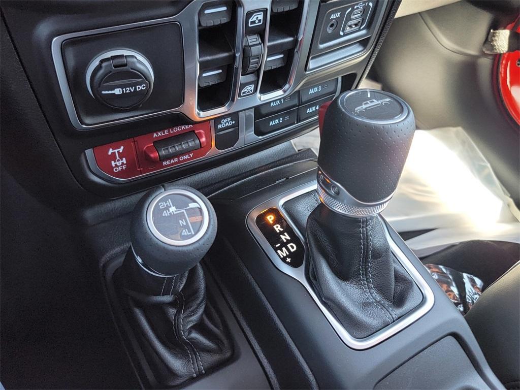new 2025 Jeep Gladiator car, priced at $51,880