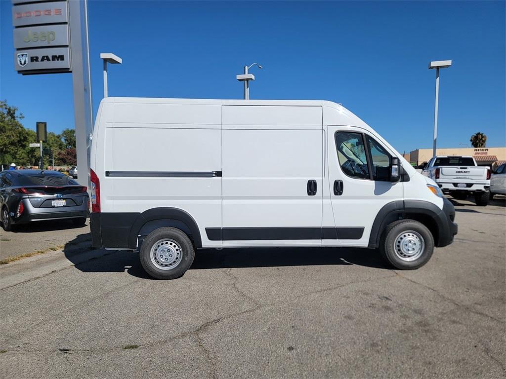 new 2025 Ram ProMaster 2500 car, priced at $53,017