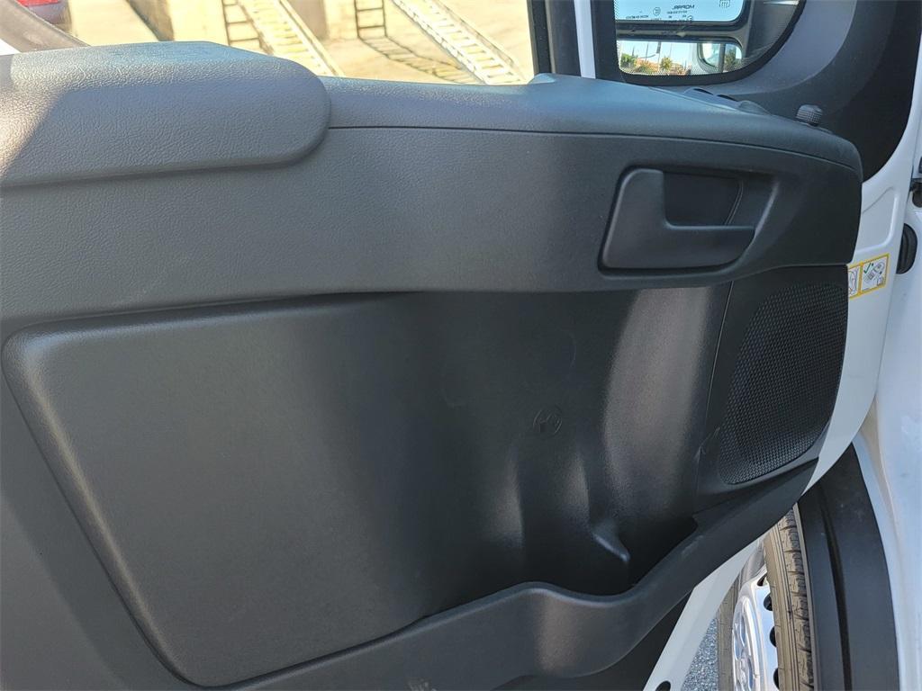 new 2025 Ram ProMaster 2500 car, priced at $53,017
