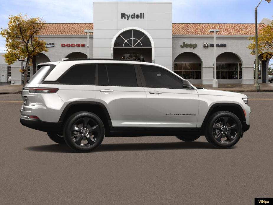 new 2025 Jeep Grand Cherokee car, priced at $44,440