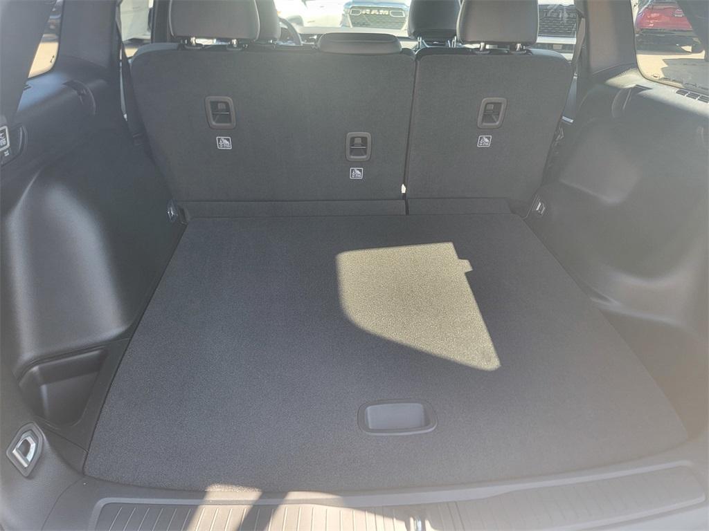 new 2025 Jeep Grand Cherokee car, priced at $46,279