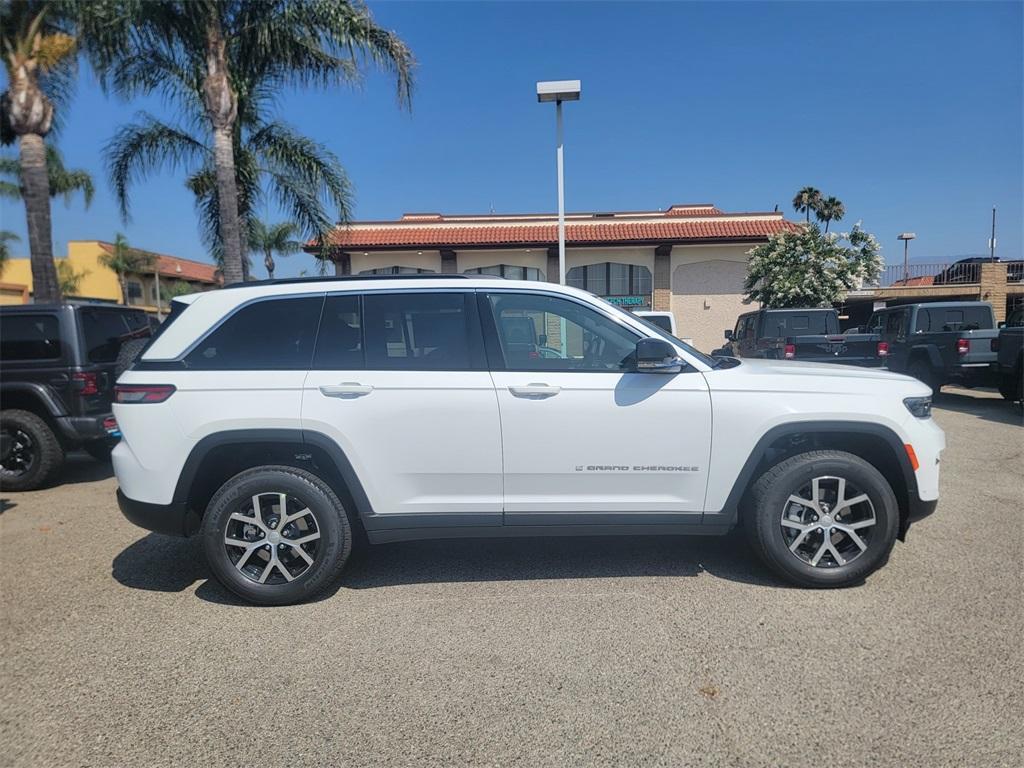 new 2025 Jeep Grand Cherokee car, priced at $45,770