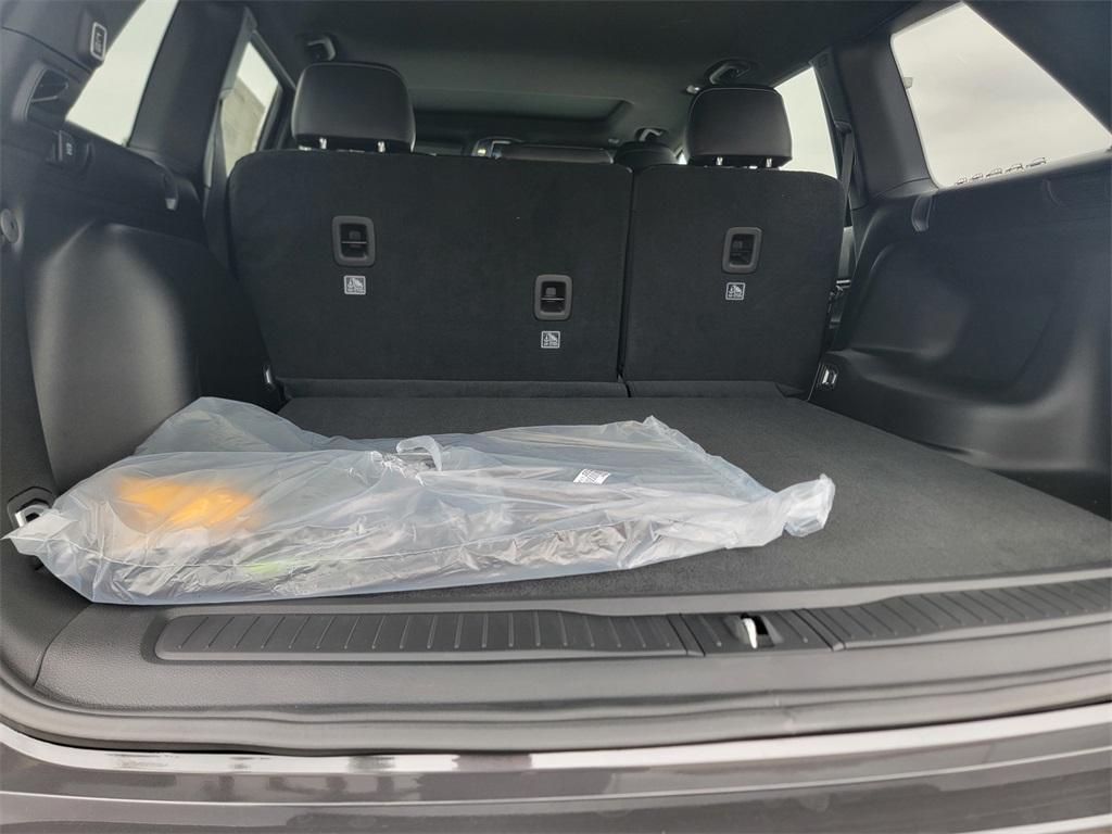 new 2025 Jeep Grand Cherokee car, priced at $42,027