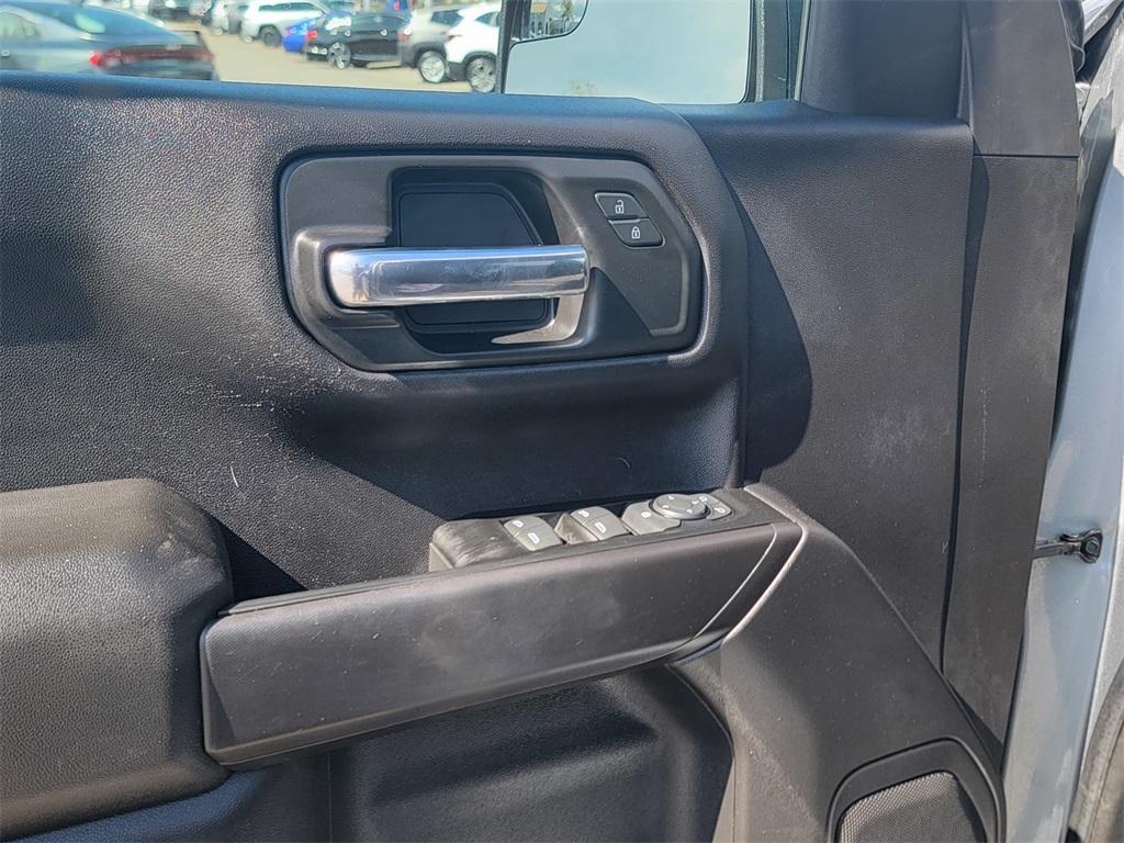 used 2024 Chevrolet Silverado 1500 car, priced at $33,990