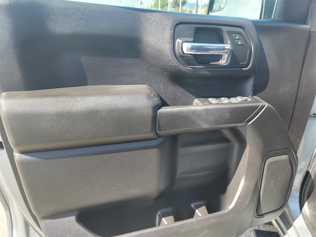 used 2024 Chevrolet Silverado 1500 car, priced at $33,990