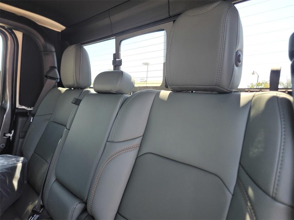 new 2025 Jeep Gladiator car, priced at $51,480