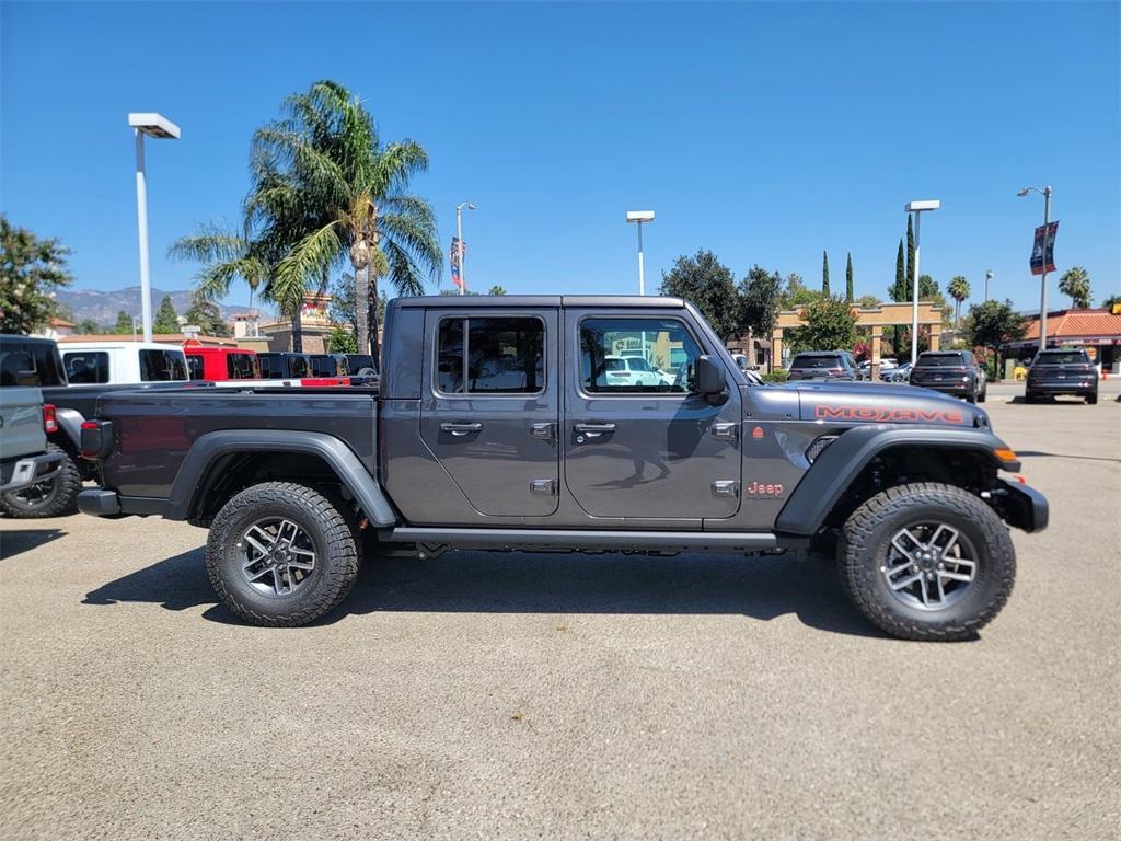 new 2025 Jeep Gladiator car, priced at $51,480
